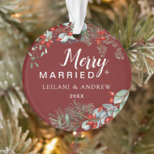 Merry Married Holly Greenery Christmas Bourgondië Ornament