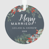 Merry Married Holly Greenery Christmas Grey Ornament (achterkant)