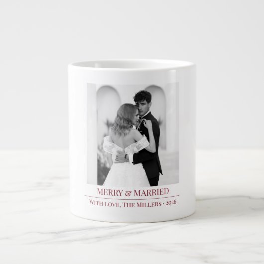 Merry & Married - Personalized Newlywed Christmas  Extra Grote Beker (Voorkant)