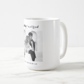 Merry & Married - Personalized Newlywed Christmas Koffiemok (Voorkant rechts)