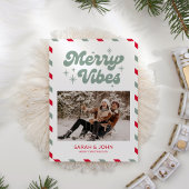 Merry Vibes Fun Retro Foto Kerst Feestdagenkaart