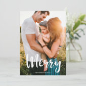 Merry White Script Overlay Fotocollage Family Feestdagenkaart (Staand voorkant)
