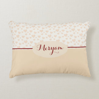 Meryam Monogram Harten Patroon in Perzik en Bourgo Accent Kussen