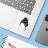 Messy Bun - Sterk als moeder vinylstraat Sticker (Laptop met iPhone)