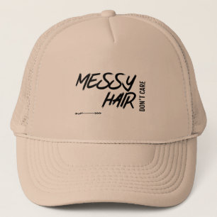 MESSY HAIR NE S'OCCUPE PAS DU CASQUETTE DE BASEBAL