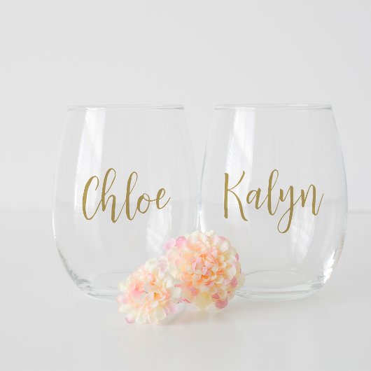 Met de hand geschreven naam vrijgezellenfeest brui wijnglas zonder voet