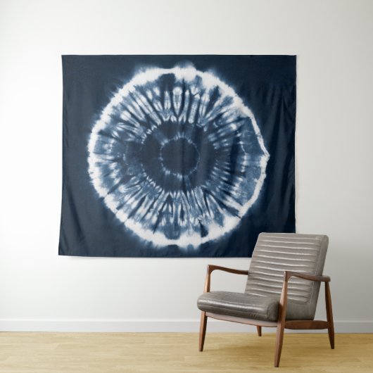 Met de hand geverfde indigo blue shibori-cirkel wandkleed (In Situ (horizontaal))