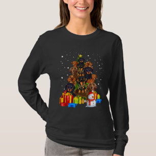 Met de kerstdachshund-boom Funny Pajamas T-shirt