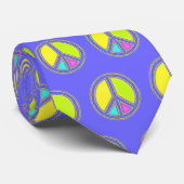 Met de kleuren gevuld PEACE-teken 1 Stropdas (Opgerold)