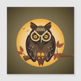 Met grote ogen tegen de maan.