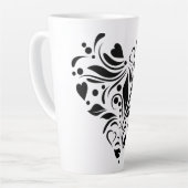 met hartstencil snijdende romance latte mok (Linkerhoek)