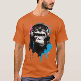 Met hoofdtelefoon t-shirt