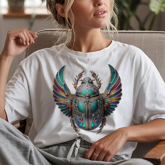 Met juwelen bezette kever t-shirt