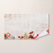 Met kerstmis behandelde items op een Rustige Woode Bad Handdoek (Handdoek)
