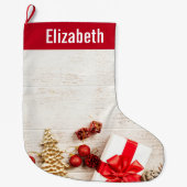 Met kerstmis behandelde items op een Rustige Woode Grote Kerstsok (Voorkant)