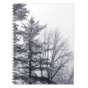 Met sneeuw bedekte bomen: Horizontaal Notitieboek