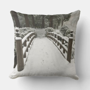 Met sneeuw bedekte maansbrug, Japanse Tuin Kussen