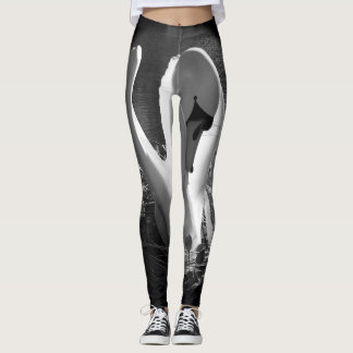 Met zwart-wit gestileerd zwaanvormig afbeelding leggings