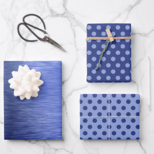 Metaalblauw kerstkaarten met blauwe stip inpakpapier vel