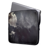 Metaalwolk Laptop Sleeve (Voorkant Links)