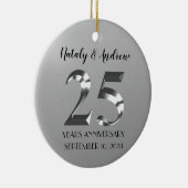 Metallic Silver 25th Wedding Jubileum Keramisch Ornament (Rechts)
