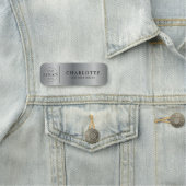 Metallic Silver Custom Logo Kantoor Medewerker Naamplaatje (In situ)