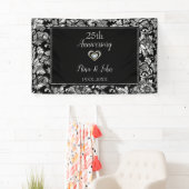 Metallic Silver Damask Spandoek (Insitu)