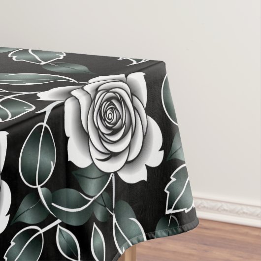 Metallic Silver Roses With Dark Green Leaves Tafelkleed (Voorbeeld)