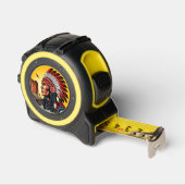 Mètre Ruban Chef amérindien sur paysage sauvage coucher de sol (Angle)