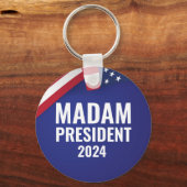 Mevrouw President Harris 2024 Sleutelhanger (Voorkant)
