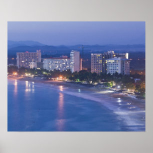 Mexico, Guerrero, Ixtapa. Ixtapa Hotels langs Poster