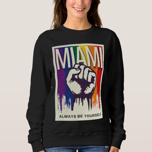 Miami LGBTQ Pride Rainbow Flag Resist Fist Proud L Trui (Voorkant)