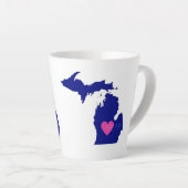 Michigan Mama News Mug (Angle droit)