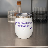 Microbiologiste à la retraite, ne me bugs pas