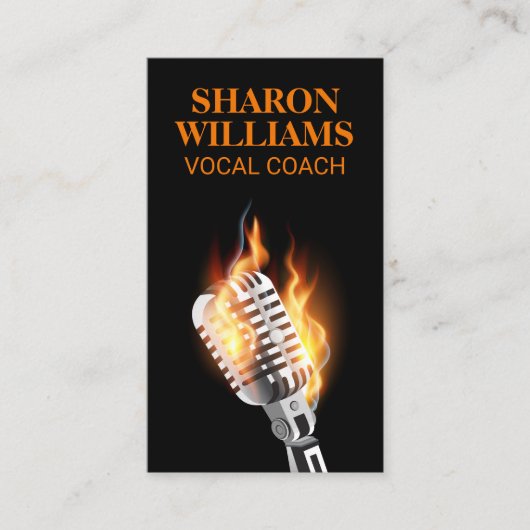 Microfoon in brand visitekaartje (Voorkant)