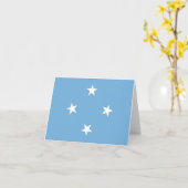 Micronesia Flag Kaart (Gele Bloem)