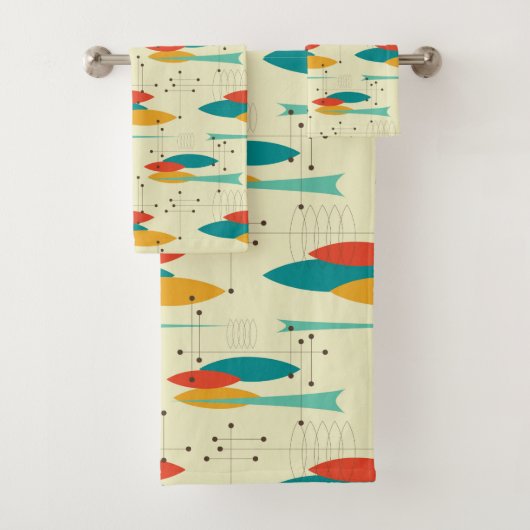 Mid-Century Modern Bath Towel, Lens Pattern Bad Handdoek (Insitu)
