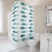 Mid Century Modern Fish Pattern Turquoise Douchegordijn (In situ)