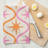Mid Century Oranje roze Starbursts op Ogee Pattern Theedoek (Quarter Fold)