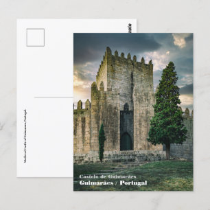 Middeleeuws kasteel van Guimaraes, Portugal. Briefkaart