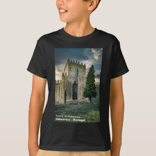 Middeleeuwse burcht van Guimaraes, Portugal. T-shirt