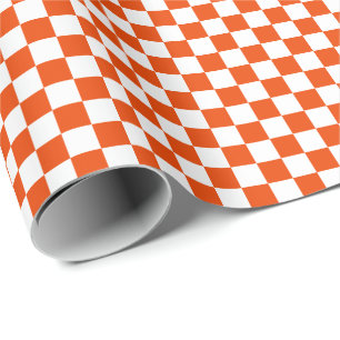 Middelgrote Oranje en witte controles Cadeaupapier