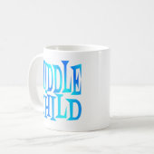 Middelste kind tekst in blauw koffiemok (Voorkant links)