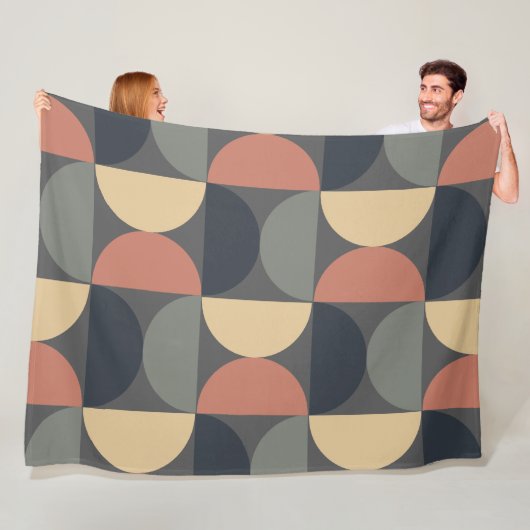 Midden Eeuw Modern Houtskool Zalm Fleece Deken (In situ)