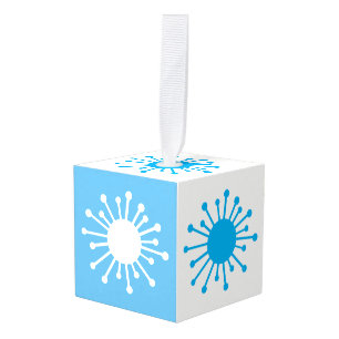 Midden eeuwse retro stervuurwerk kubus ornament