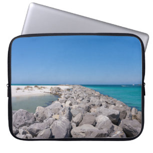 Midden van Shell Island Jetty Laptop Sleeve Hoesje