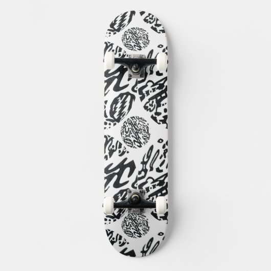 "Midnight" B&W Abstract Skateboard (Voorkant)