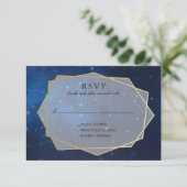 Midnight Blue Constellation Wedding RSVP Kaartje (Staand voorkant)