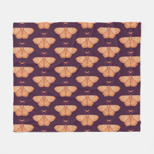 Midnight Magic: Witchy Night Moth Fleece Deken