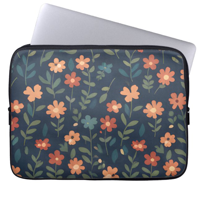 Midnight Meadow Hand-Painted Floral Pattern Laptop Sleeve (Voorkant)
